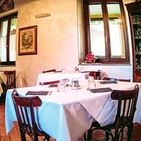 Agriturismo I Tre Camini 住宿加早餐酒店 *