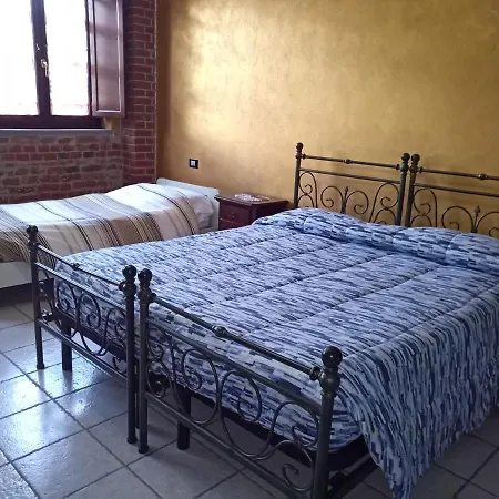 B&B Agriturismo I Tre Camini 레이니