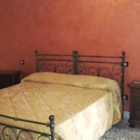 فندق مبيت وإفطار Agriturismo I Tre Camini