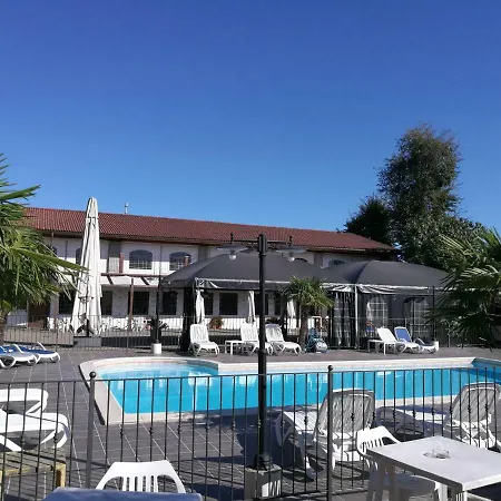 فندق مبيت وإفطار Agriturismo I Tre Camini Leinì