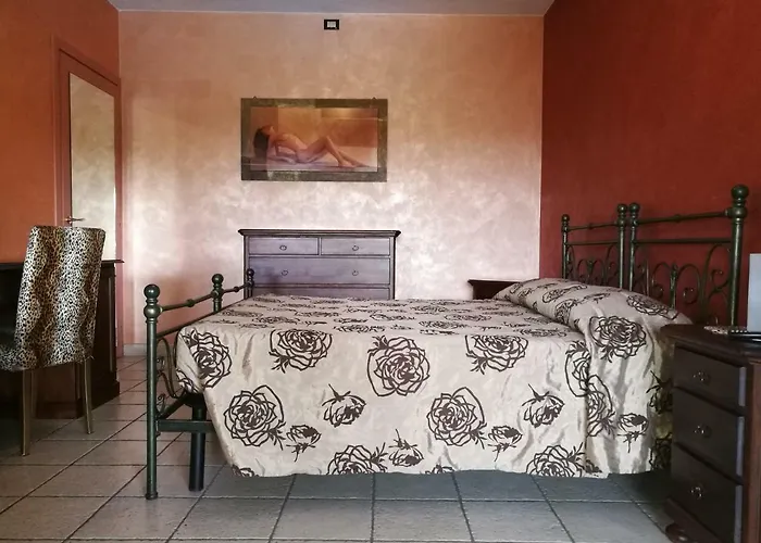 Agriturismo I Tre Camini Bed & Breakfast *